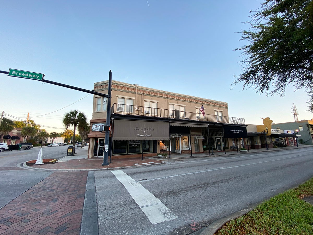 203 Broadway, Kissimmee, FL for lease Primary Photo- Image 1 of 19