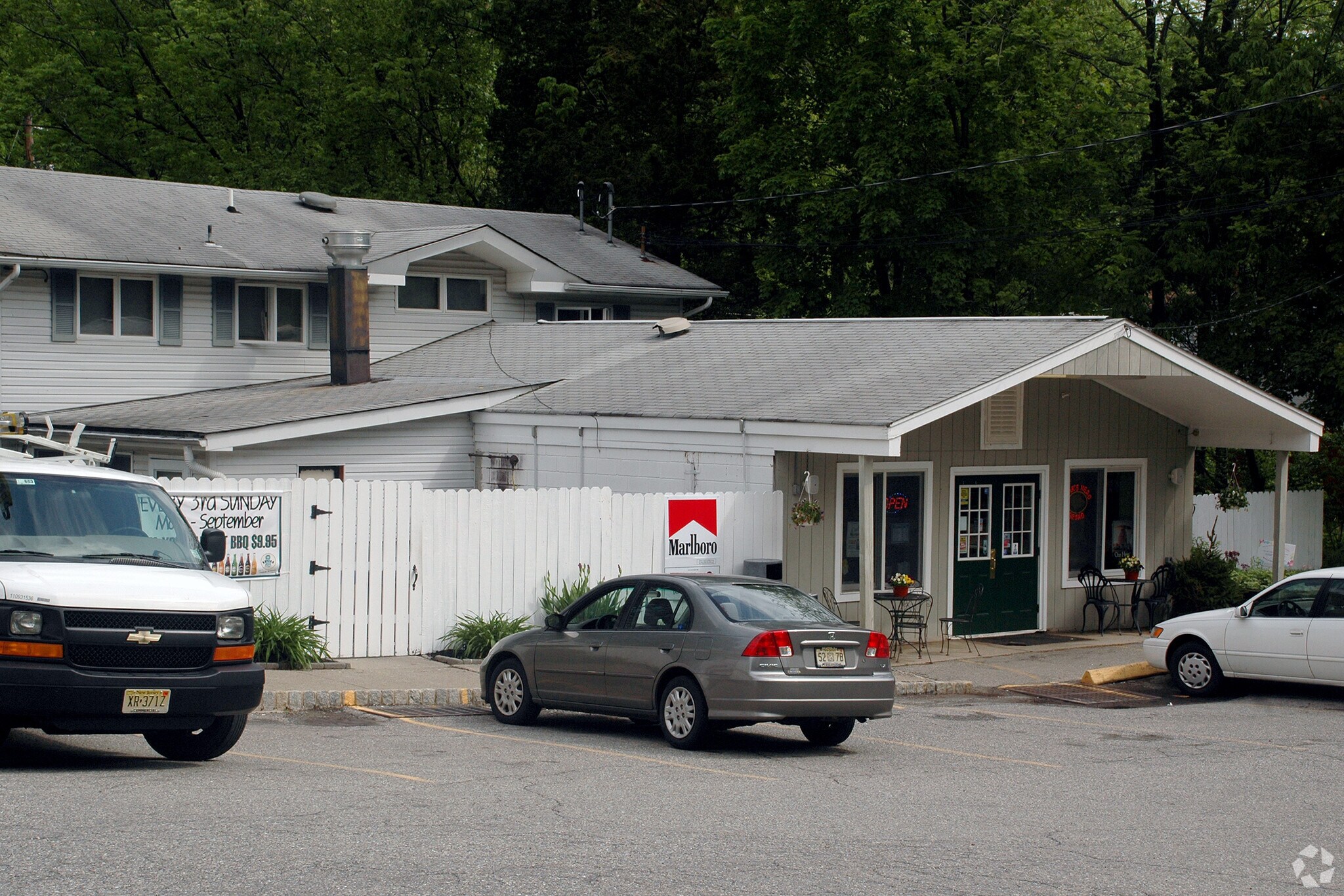 129 Decker Pond Rd, Andover, NJ for sale Primary Photo- Image 1 of 1