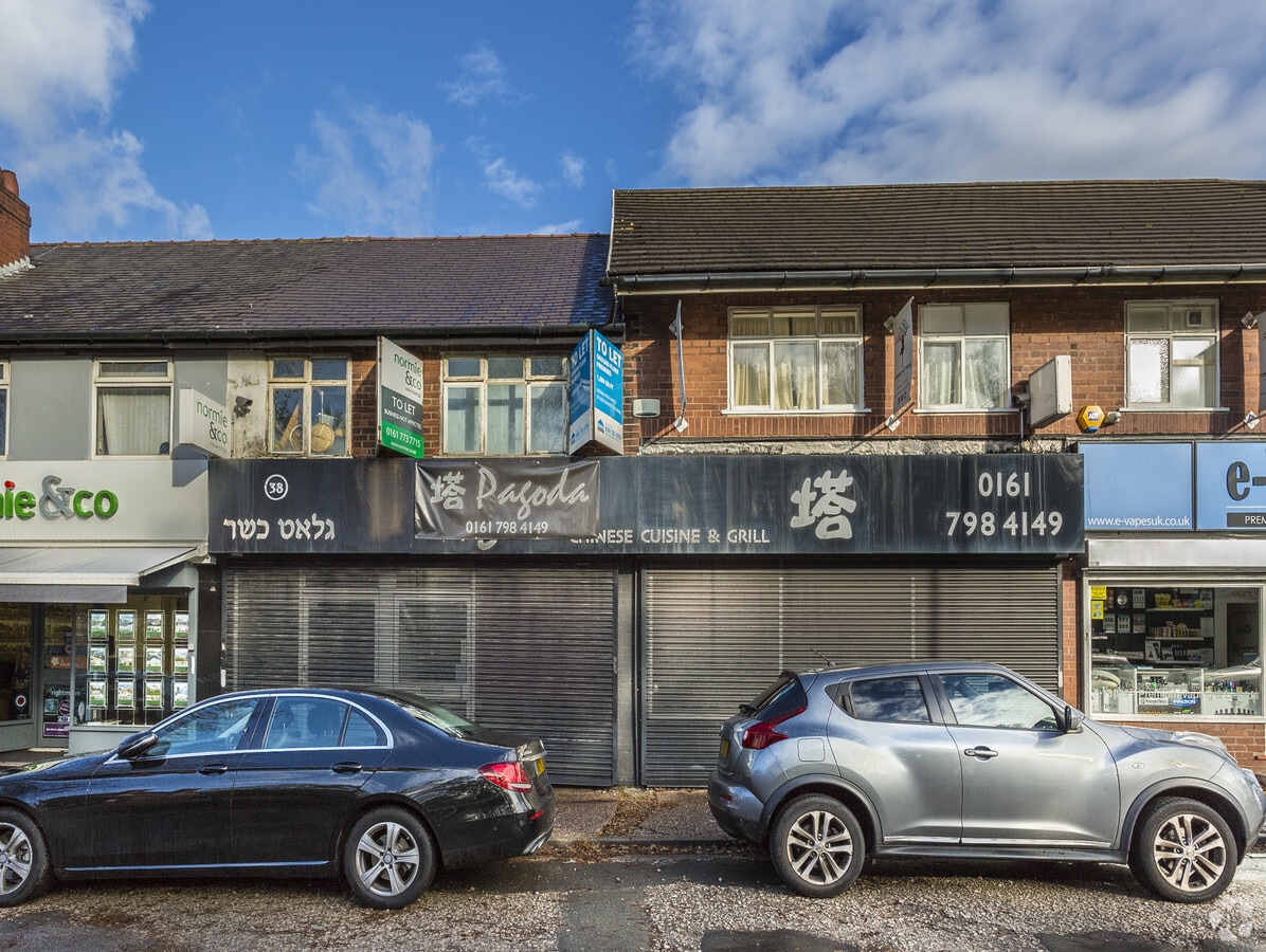 38 Bury Old Rd, Manchester, M45 6TF