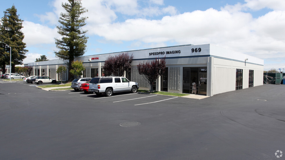 969 Industrial Rd, San Carlos, CA for lease - Building Photo - Image 1 of 7