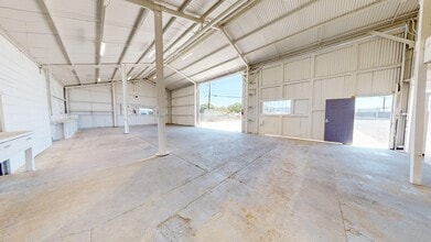 930 Shiloh Rd, Windsor, CA for lease Building Photo- Image 2 of 9