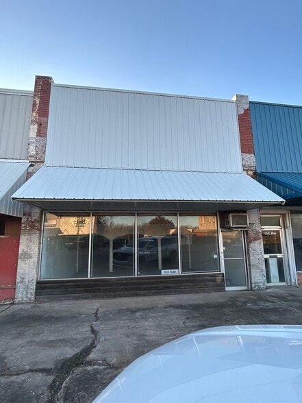 113 N Main St, Coalgate, OK for sale - Building Photo - Image 2 of 17