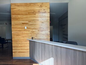 530 E Pleasant Run Rd, DeSoto, TX for lease Interior Photo- Image 1 of 5