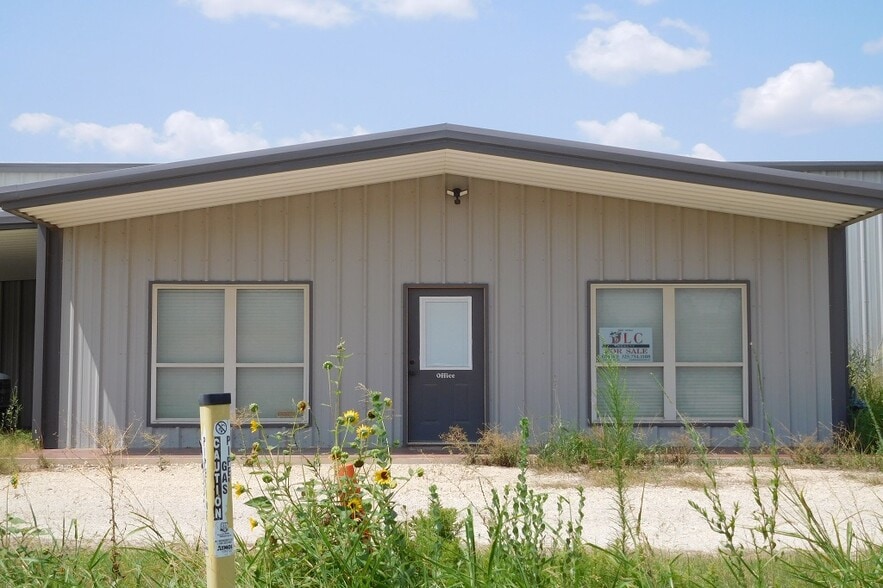 7766 State HWY 153 Hwy, Winters, TX for sale - Building Photo - Image 3 of 13