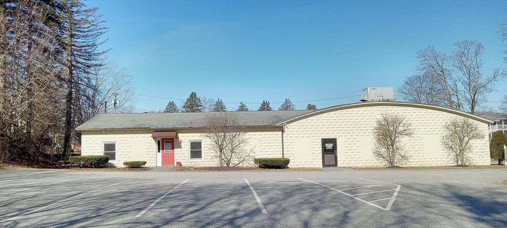 4 Hotel Pl, Pepperell, MA for lease Building Photo- Image 1 of 12