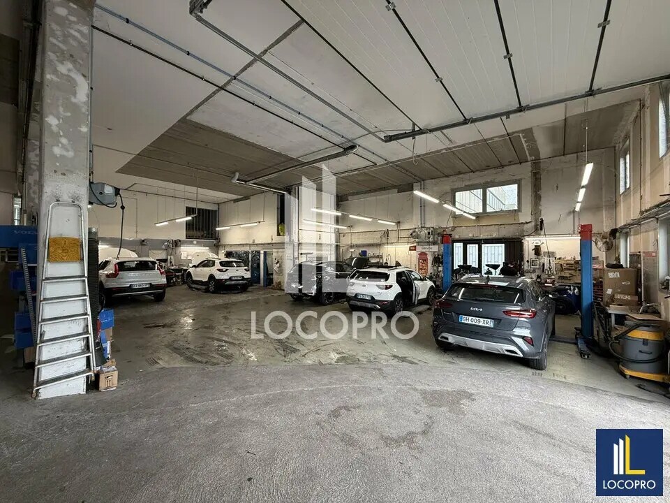 Flex in Nice for lease Building Photo- Image 1 of 7