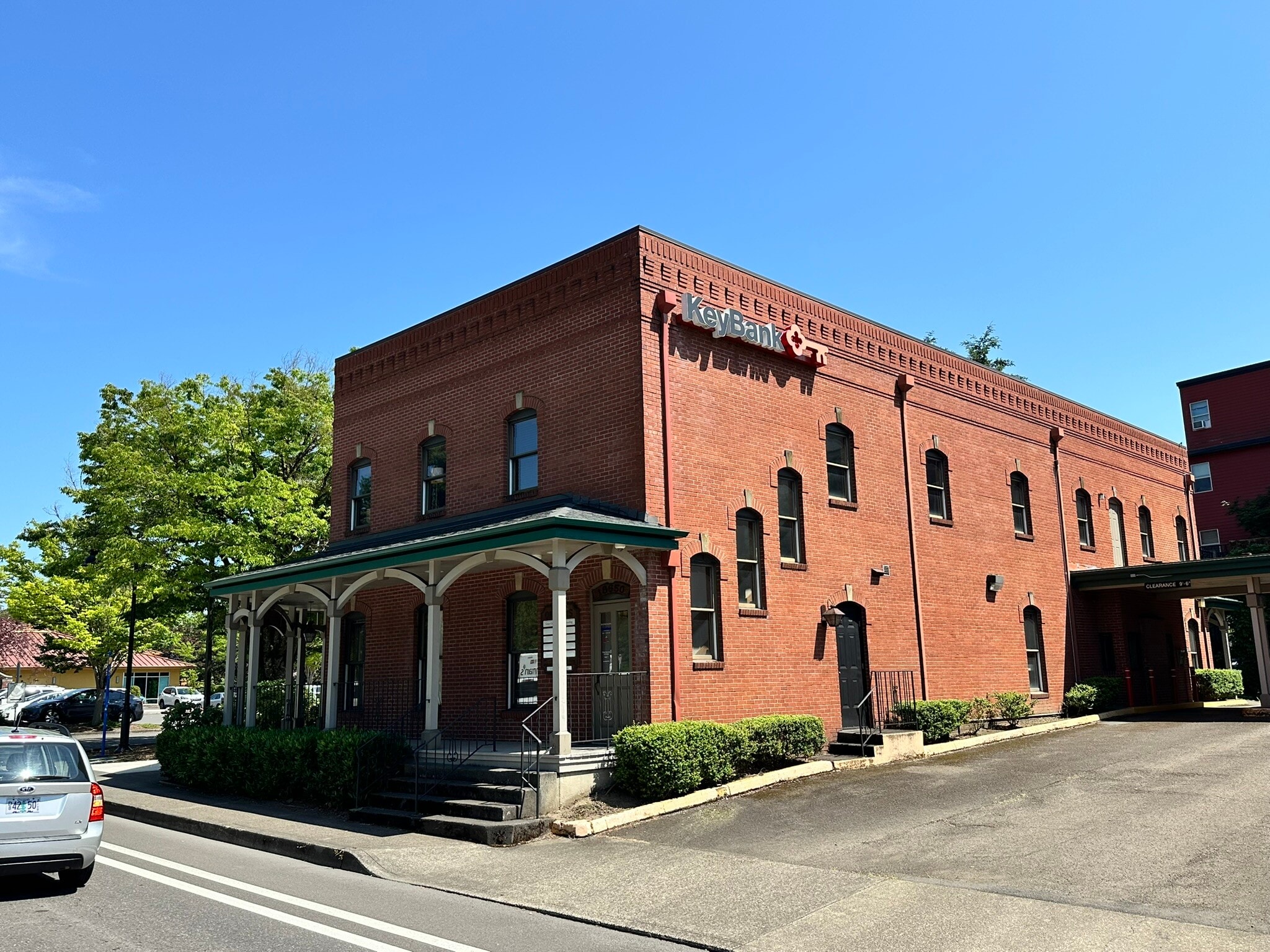 18650 SW Boones Ferry Rd, Tualatin, OR for lease Building Photo- Image 1 of 12