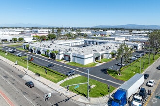 3001-3095 S Harbor Blvd, Santa Ana, CA - Aerial map view
