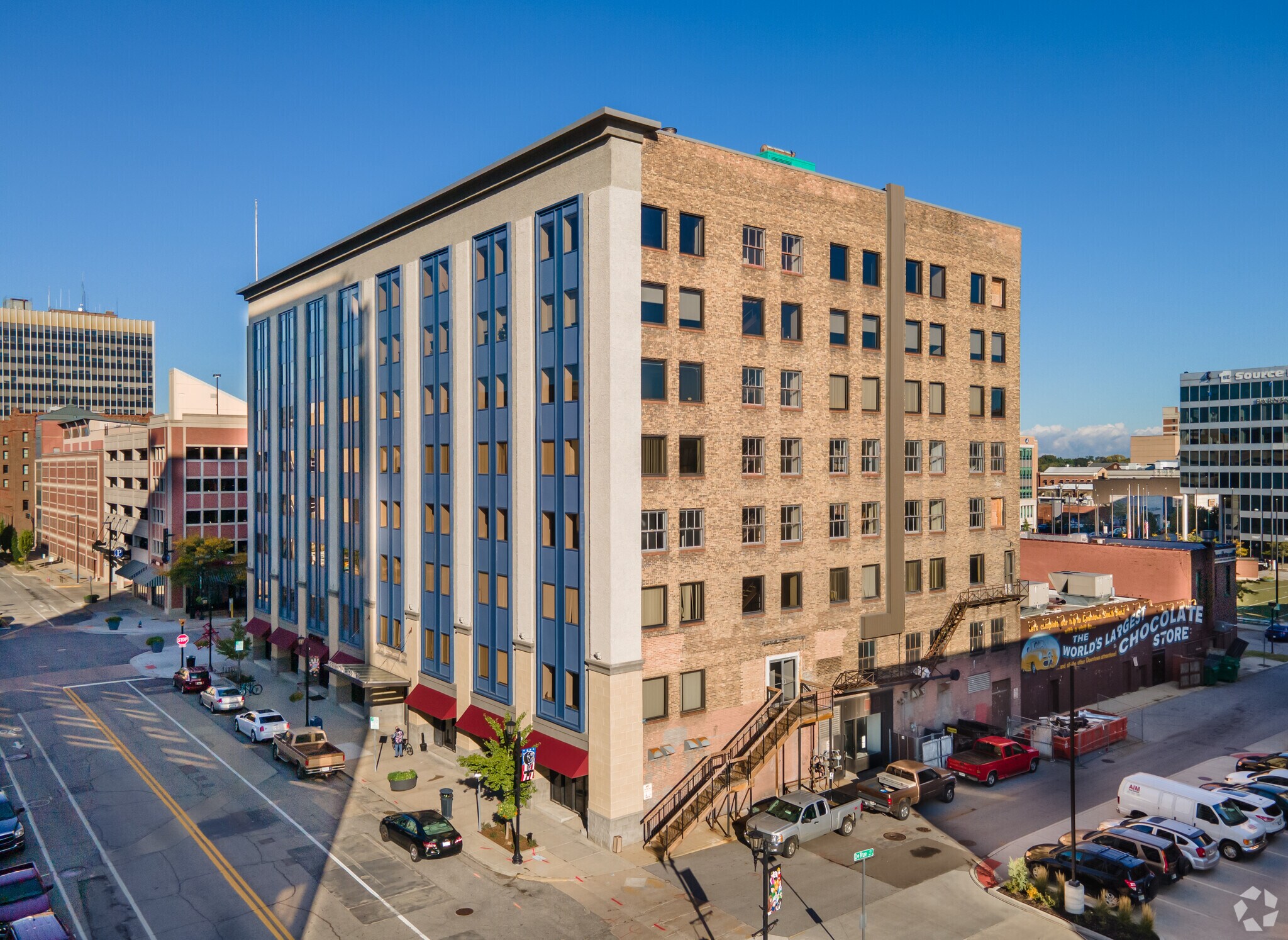 105109 E Jefferson Blvd, South Bend, IN 46601 Jefferson Centre