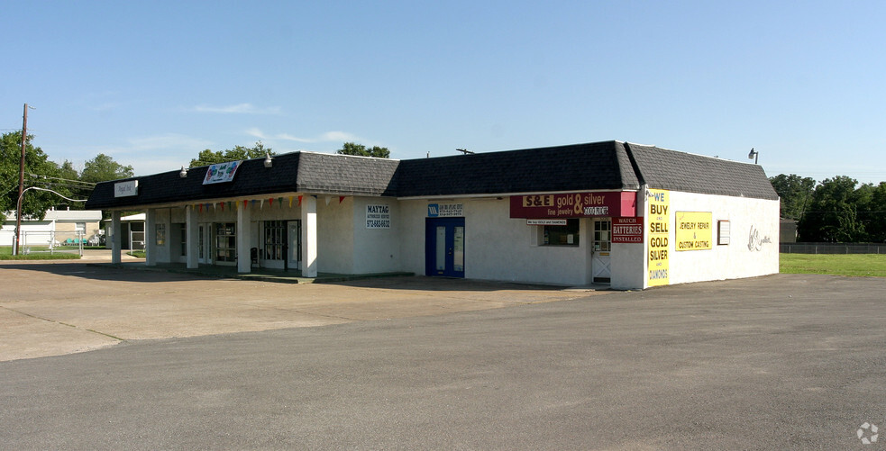 5220-5228 Gus Thomasson Rd, Mesquite, TX for lease - Primary Photo - Image 1 of 1