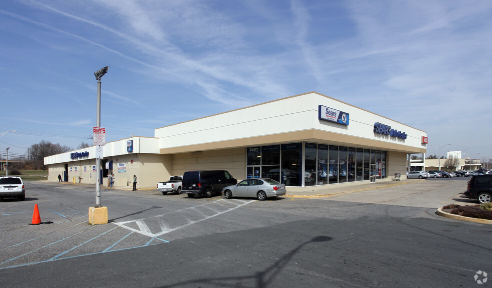 11259 New Hampshire Ave, Silver Spring, MD for lease - Primary Photo - Image 1 of 4