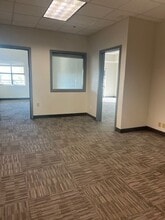 8900 E Pinnacle Peak Rd, Scottsdale, AZ for lease Interior Photo- Image 2 of 5