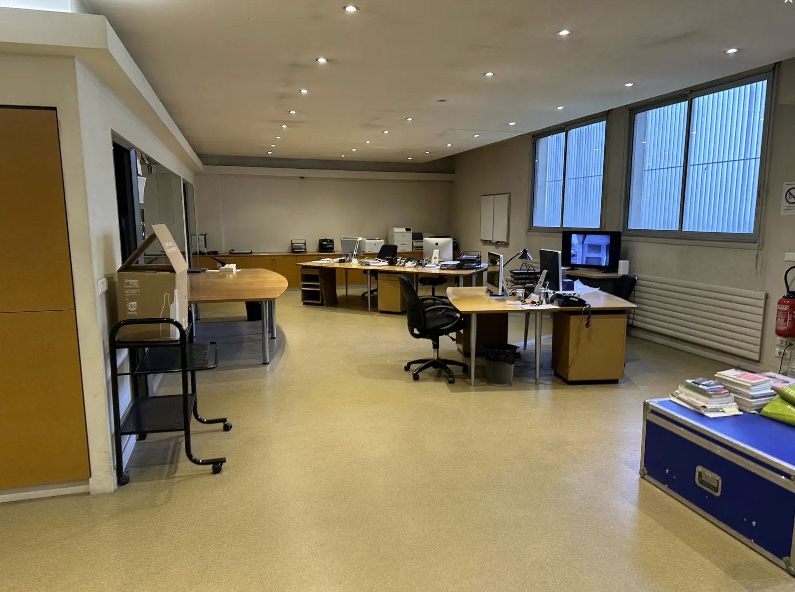 57 Rue Ganneron, Paris for lease Interior Photo- Image 1 of 10