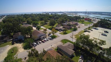 1105 N Meyer Rd, Seabrook, TX - AERIAL  map view - Image1