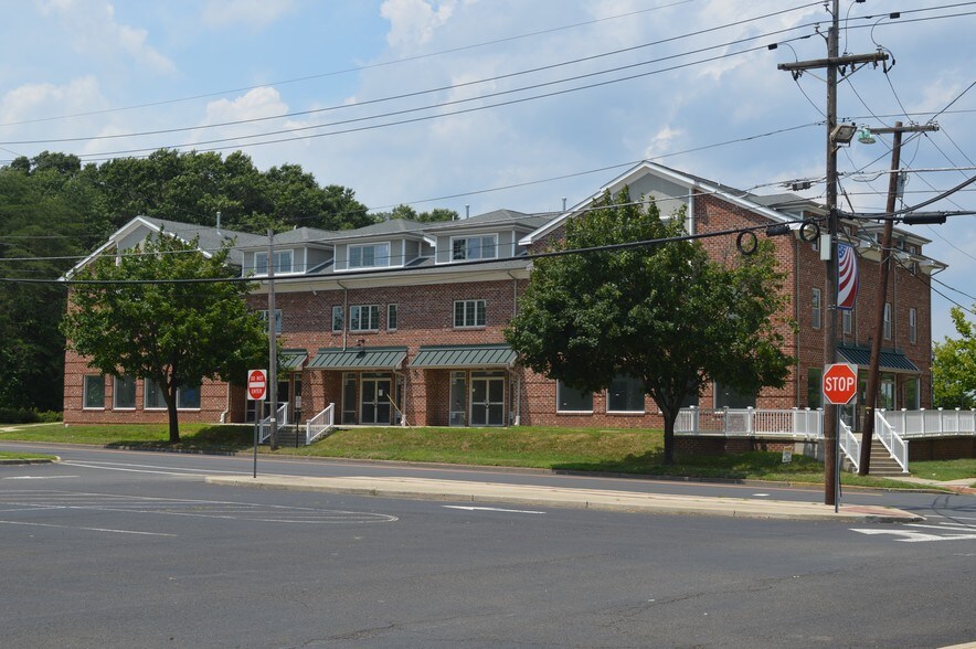 1301 Hornberger Ave, Roebling, NJ, 08554 Retail Space For Lease