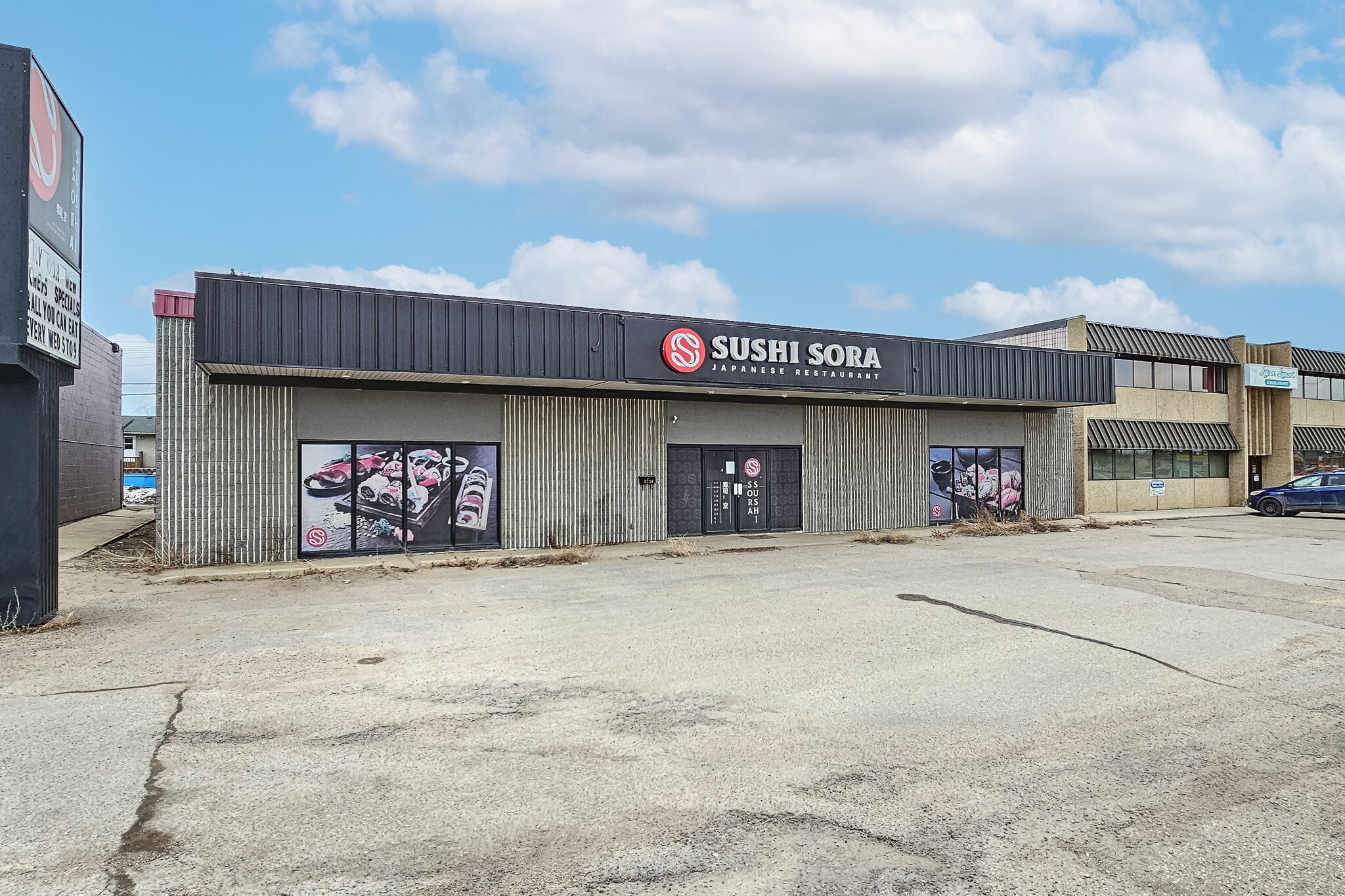 5724 44 St, Lloydminster, AB for sale Primary Photo- Image 1 of 1