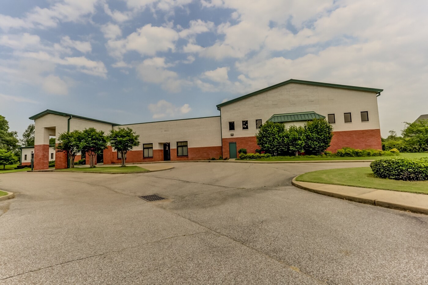 10615 Collierville Rd, Collierville, TN for sale Primary Photo- Image 1 of 1