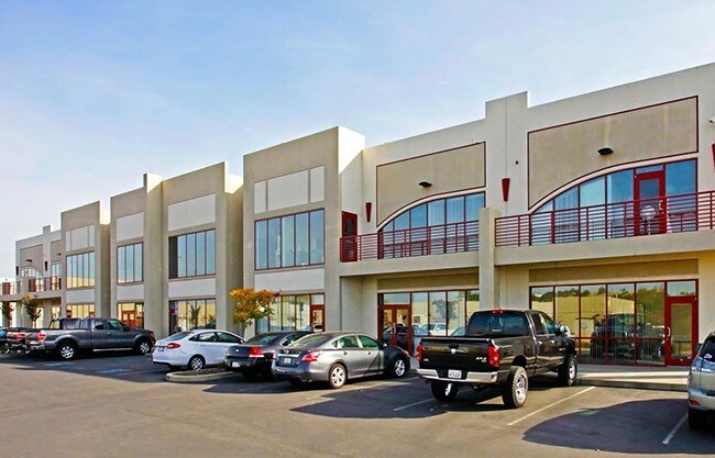 4470 Yankee Hill Rd, Rocklin, CA for lease - Building Photo - Image 2 of 9