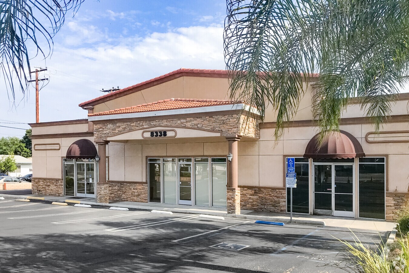 8338 Valley Blvd, Rosemead, CA 91770