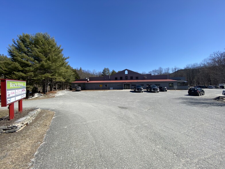 2568 Rt 103 Hwy, Proctorsville, VT for lease - Primary Photo - Image 1 of 8