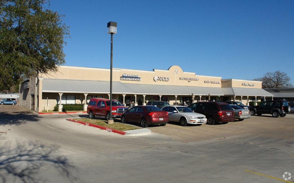 2551 S Texas Ave, College Station, TX for lease - Building Photo - Image 2 of 2