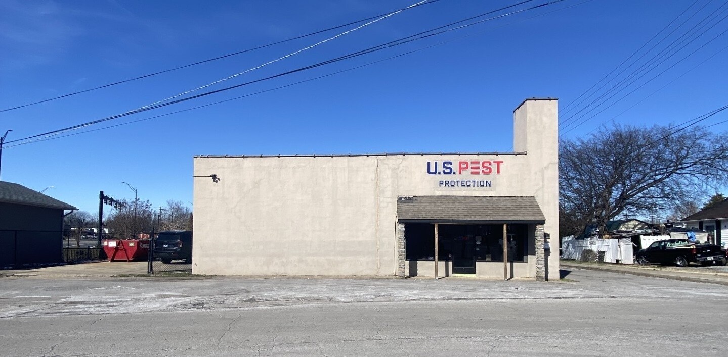 156 E Eastland St, Gallatin, TN for lease Building Photo- Image 1 of 2