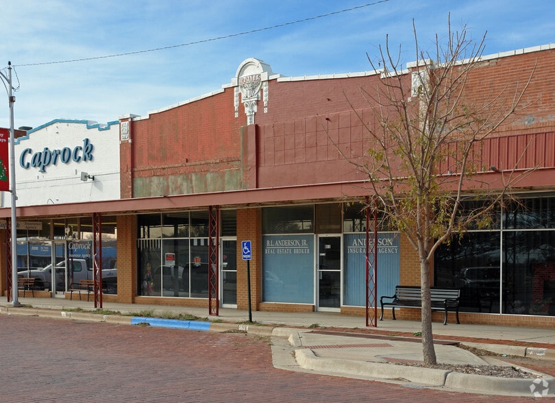 809 Main Ave, Ralls, TX for sale - Primary Photo - Image 1 of 39