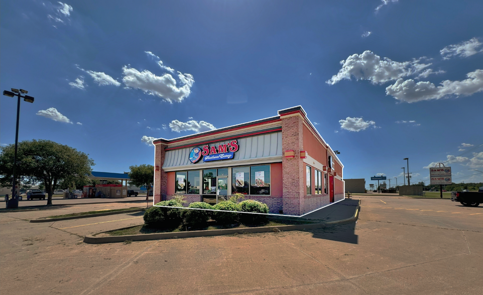 606 S Garland Rd, Enid, OK for lease - Building Photo - Image 1 of 1