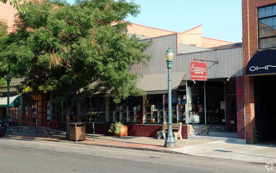 210-214 Walton St, Syracuse, NY for sale - Primary Photo - Image 1 of 1