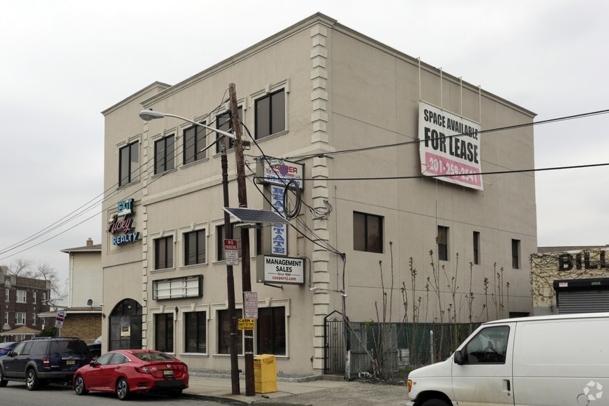 337 Bloomfield Ave, Newark, NJ for sale - Primary Photo - Image 1 of 1