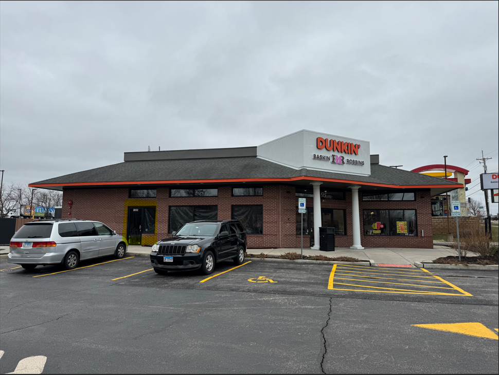 1305 Barrington Rd, Hoffman Estates, IL for lease Building Photo- Image 1 of 5