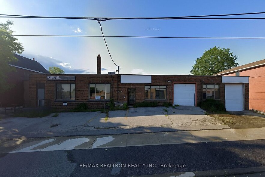 124 Portland St, Toronto, ON for sale - Building Photo - Image 3 of 7