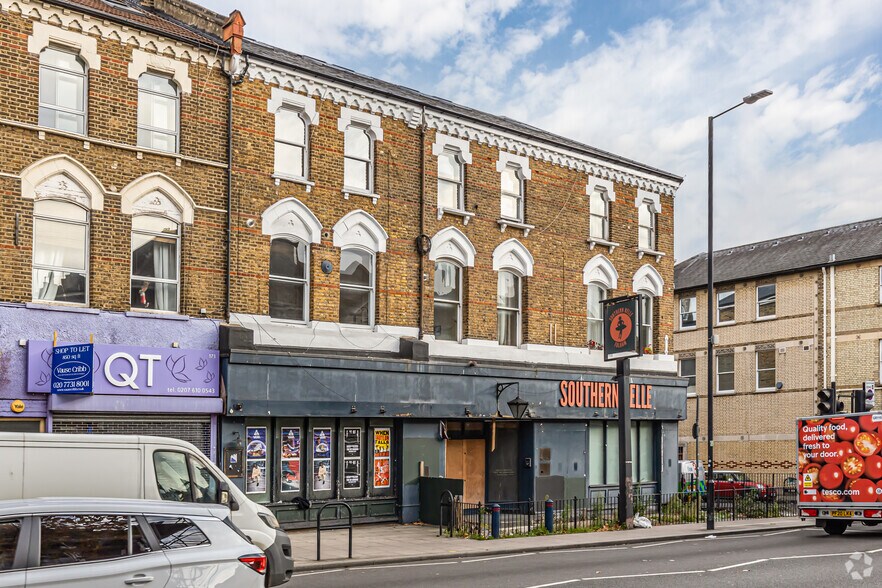 175177 Fulham Palace Rd, London, W6 8QT