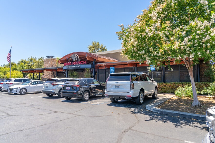 3335 Grand Ave, Chino Hills, CA for sale - Building Photo - Image 2 of 4