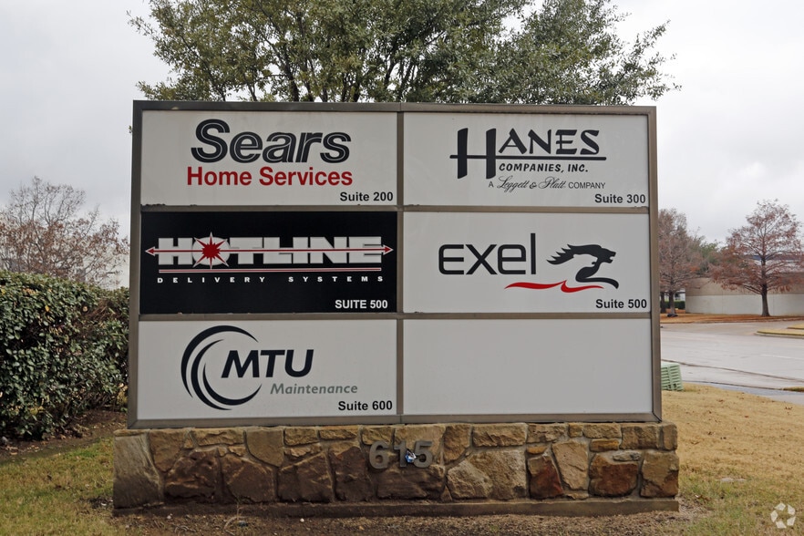 615 Westport Pky, Grapevine, TX for lease - Building Photo - Image 2 of 3