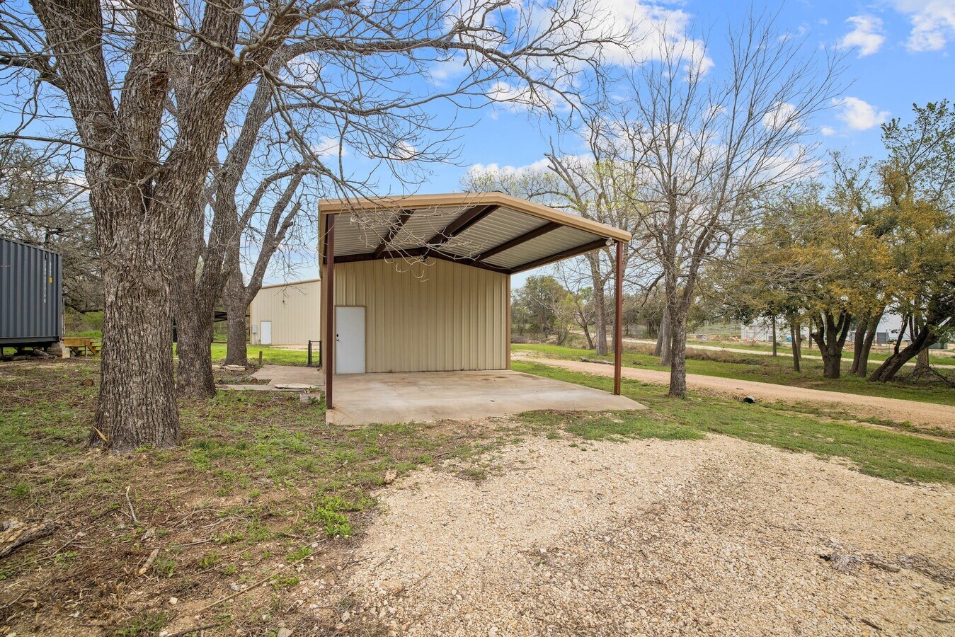 751 Stubblefield Ln, Liberty Hill, TX 78642