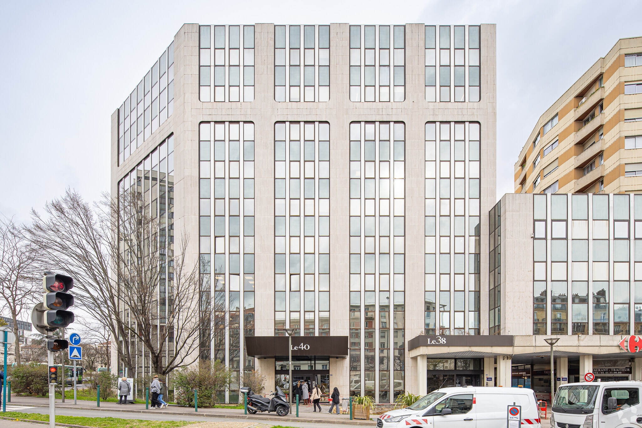 40 Boulevard Henri Sellier, Suresnes for lease Primary Photo- Image 1 of 6