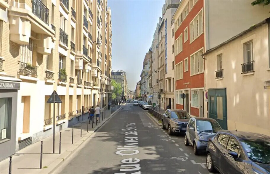 Retail in Paris for lease - Building Photo - Image 1 of 5