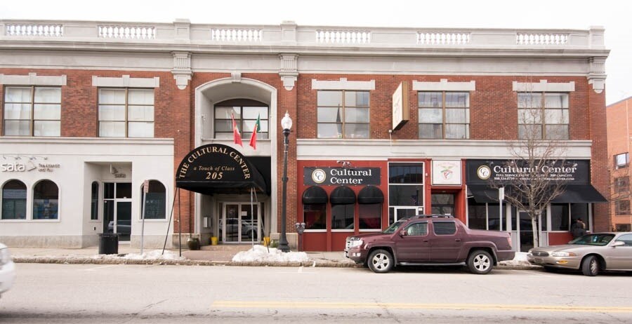 205-211 S Main St, Fall River, MA for sale - Primary Photo - Image 1 of 1