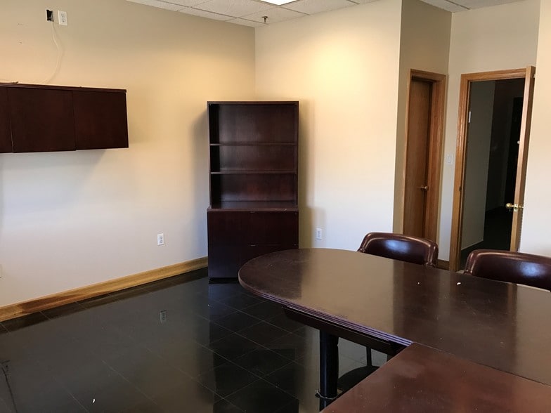 228 51st St, Brooklyn, NY for lease - Building Photo - Image 3 of 7