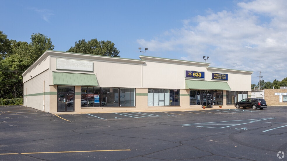 240-244 N River Ave, Holland, MI for lease - Building Photo - Image 2 of 2