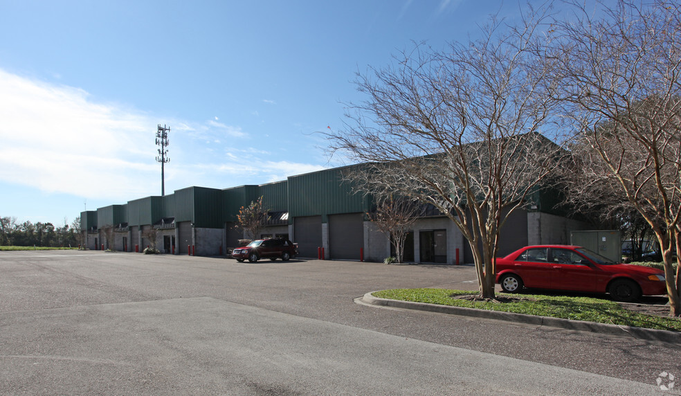 8880 Corporate Square Ct, Jacksonville, FL for lease - Building Photo - Image 3 of 3