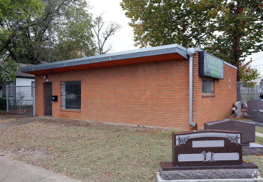 205 W Gandy St, Denison, TX for sale - Primary Photo - Image 1 of 1