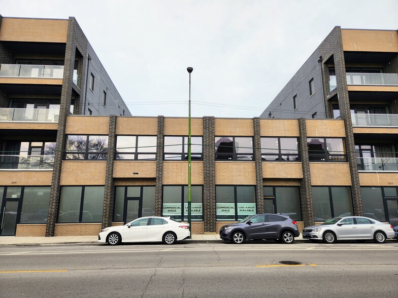 2827-2847 N Clybourn Ave, Chicago, IL for lease - Building Photo - Image 1 of 9