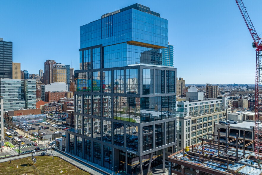 2222 Market St, Philadelphia, PA for lease - Building Photo - Image 1 of 5