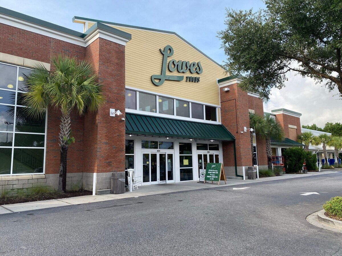 1000 Tanner Ford Blvd, Hanahan, SC 29410