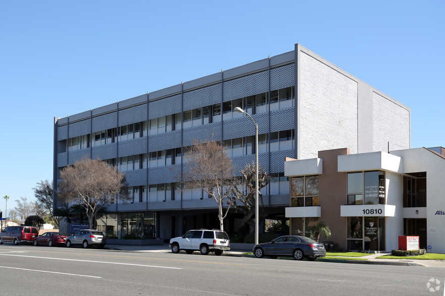 10800 Paramount Blvd, Downey, CA 90241 - Downey Medical | LoopNet