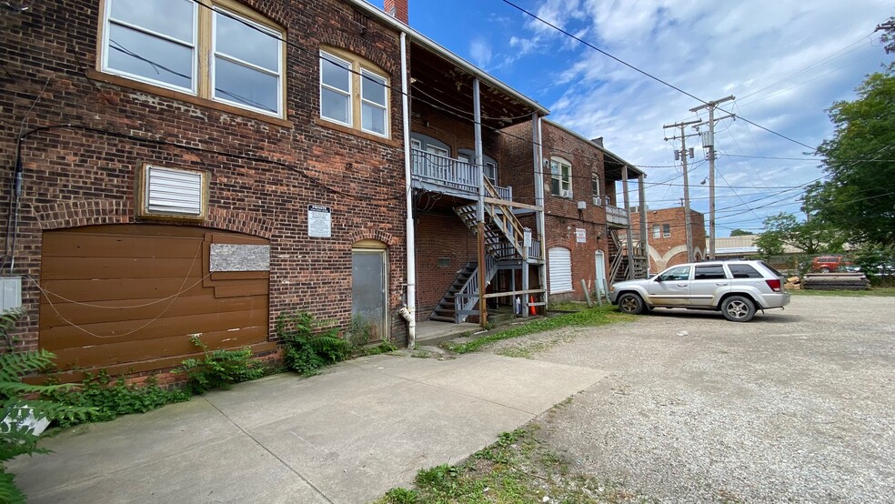 9714 Lorain Ave, Cleveland, OH for sale - Building Photo - Image 3 of 12