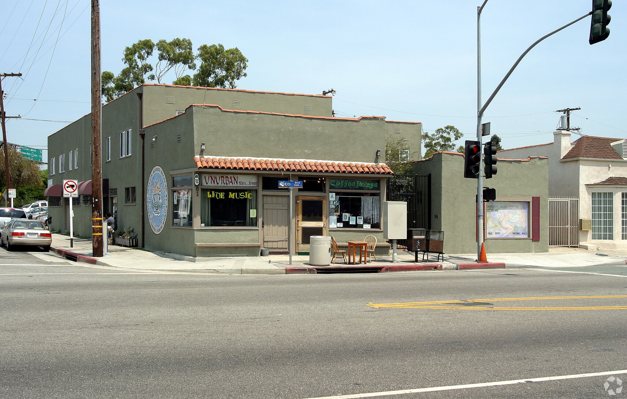 3301-3303 Pico Blvd, Santa Monica, CA for sale Primary Photo- Image 1 of 1