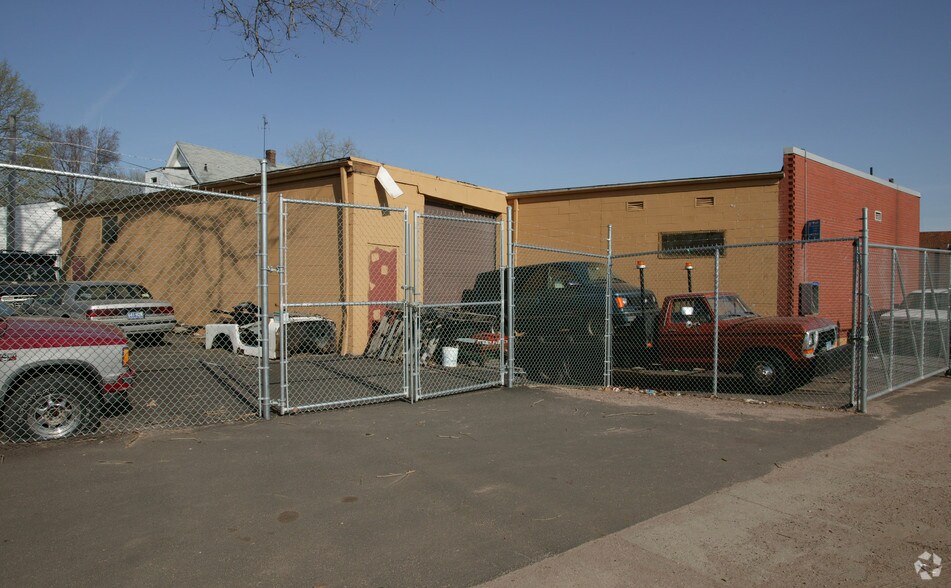 695 Windsor St, Hartford, CT 06120 Industrial for Sale